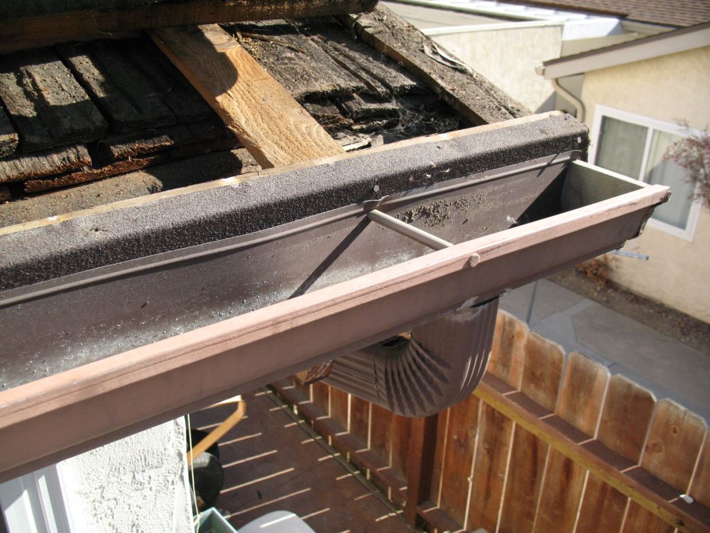 Roof Leak Repair in Gypsum, CO 81637
